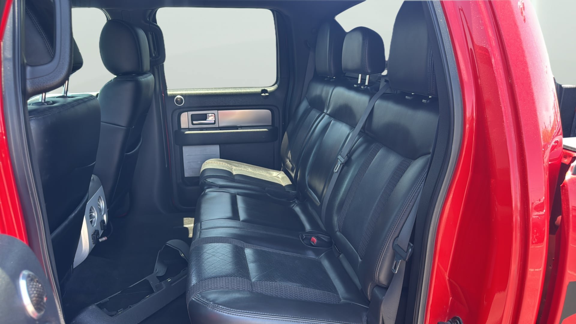 Used 2012 Ford F150 Raptor w/ Raptor Luxury Pkg AWD/4WD image 32