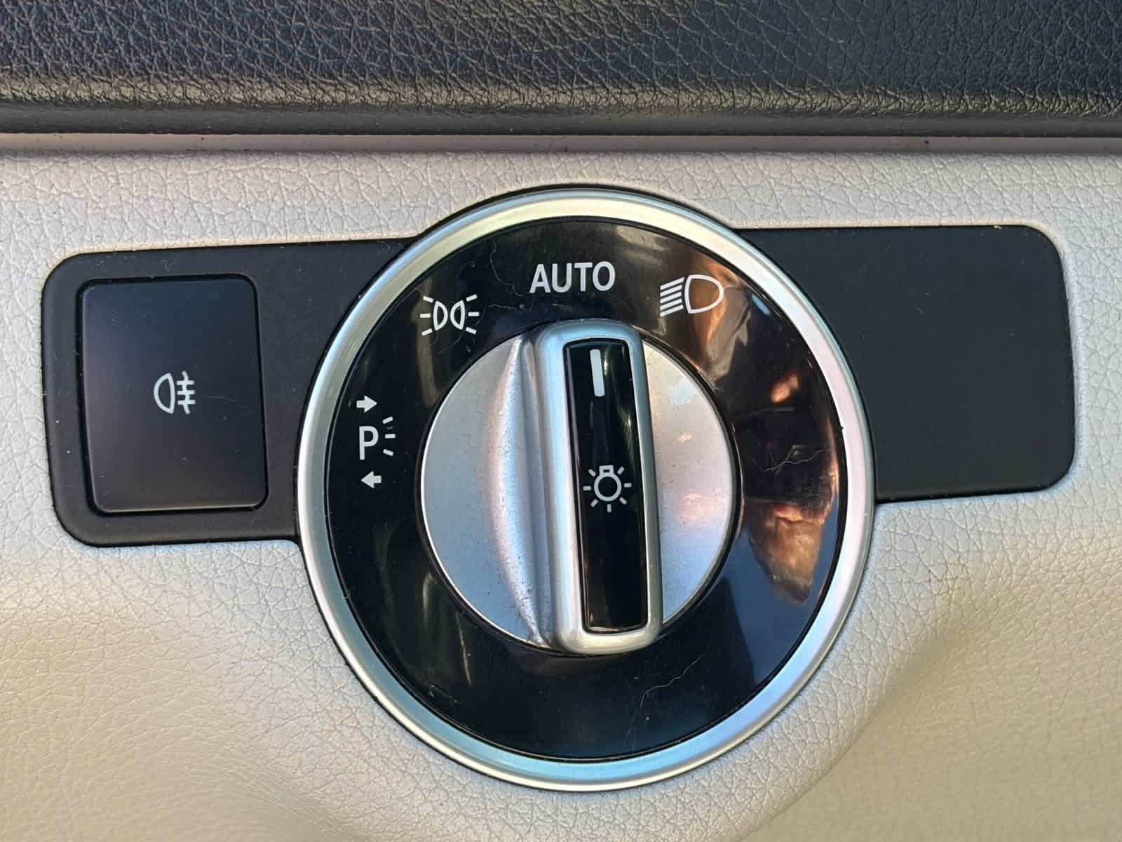 Used 2015 Mercedes-Benz C 250 Coupe image 8