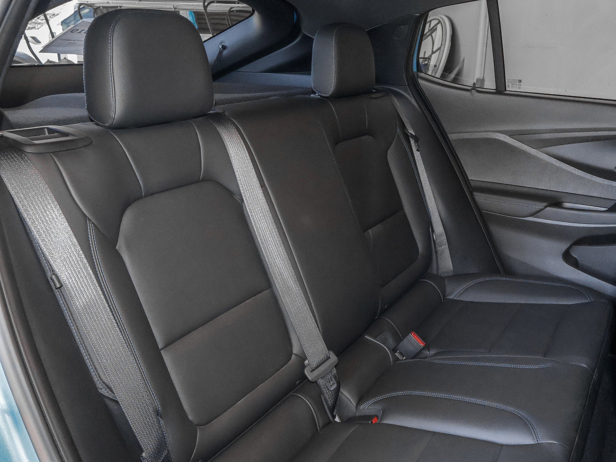 Used 2025 Buick Envista Sport Touring w/ Convenience I Package FWD image 43