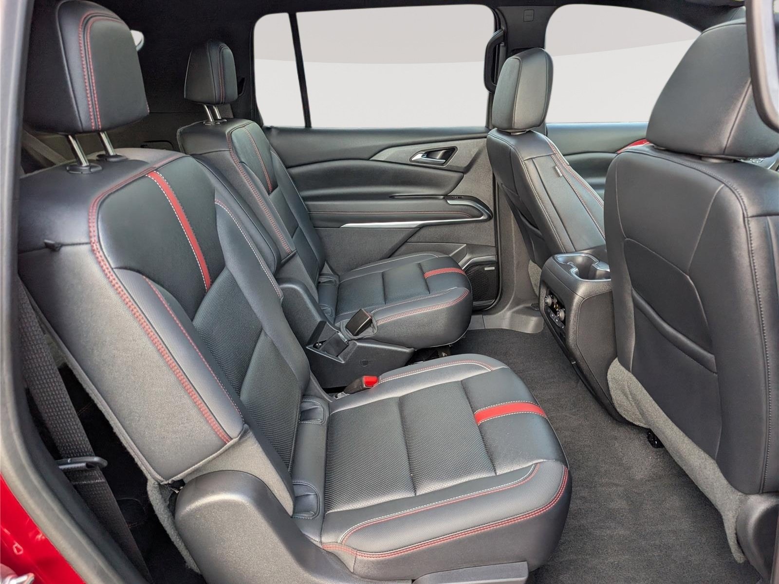 Used 2024 Chevrolet Traverse RS w/ LPO, Floor Liner Package AWD/4WD image 13