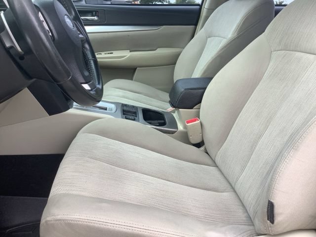 Used 2014 Subaru Legacy 2.5i Premium AWD/4WD image 17