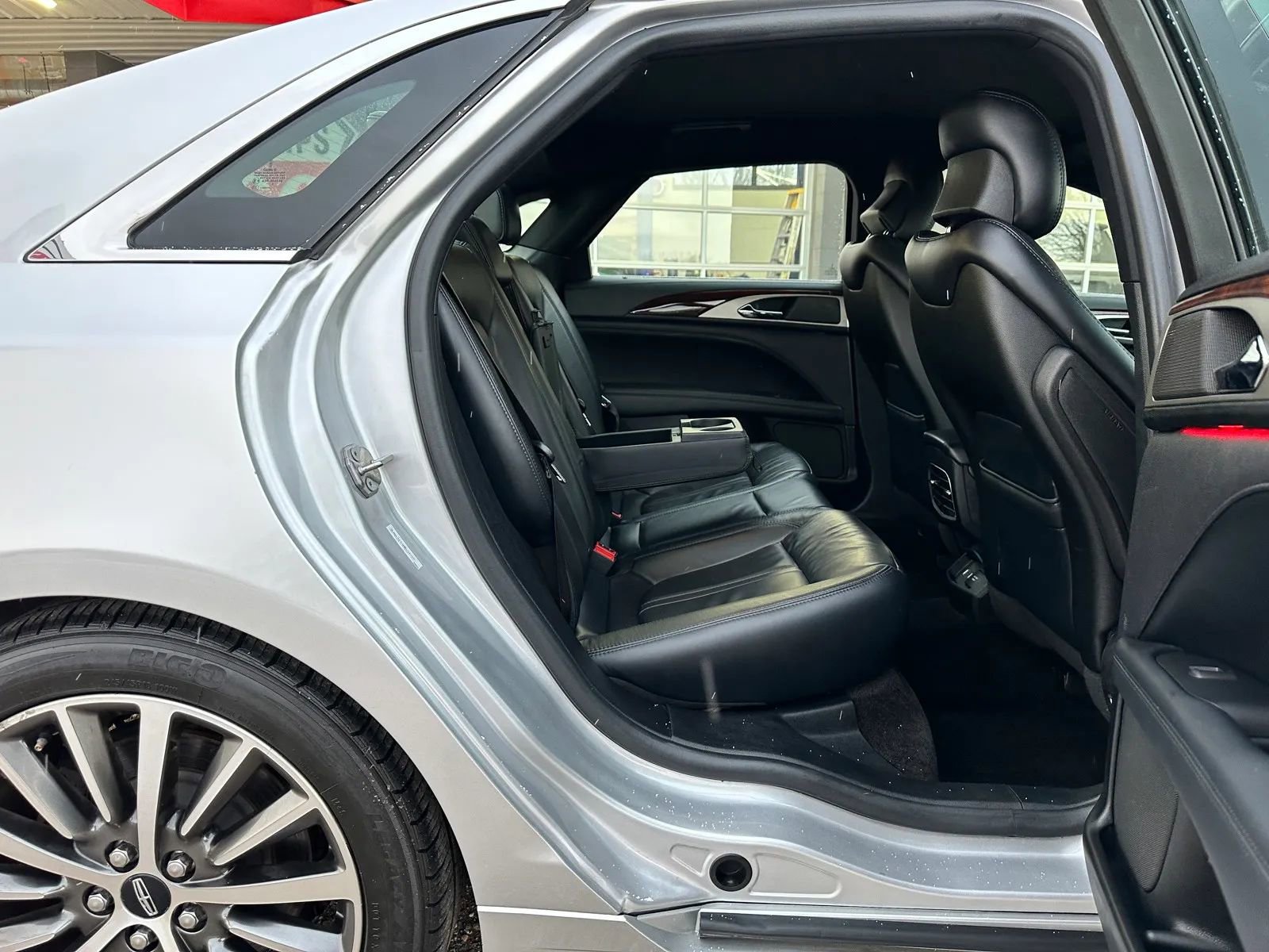 Used 2017 Lincoln MKZ Select w/ Select Plus Package image 18