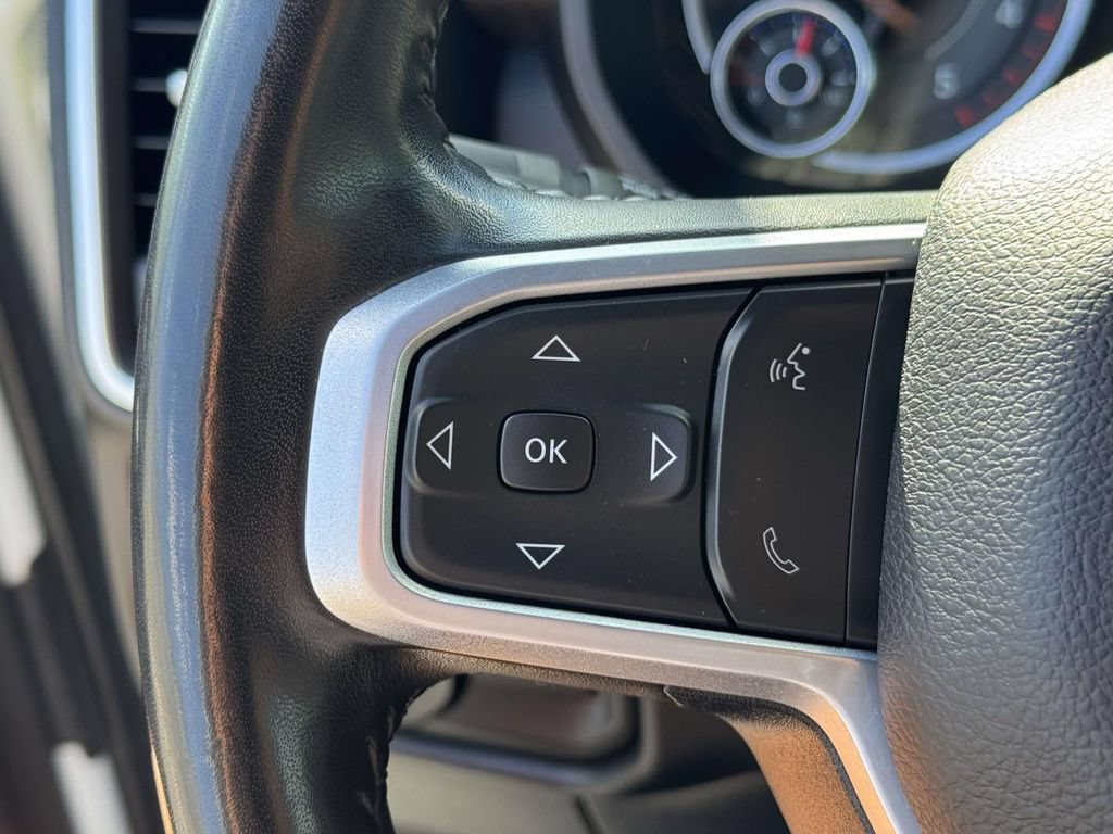 Used 2024 RAM 3500 Big Horn AWD/4WD image 22