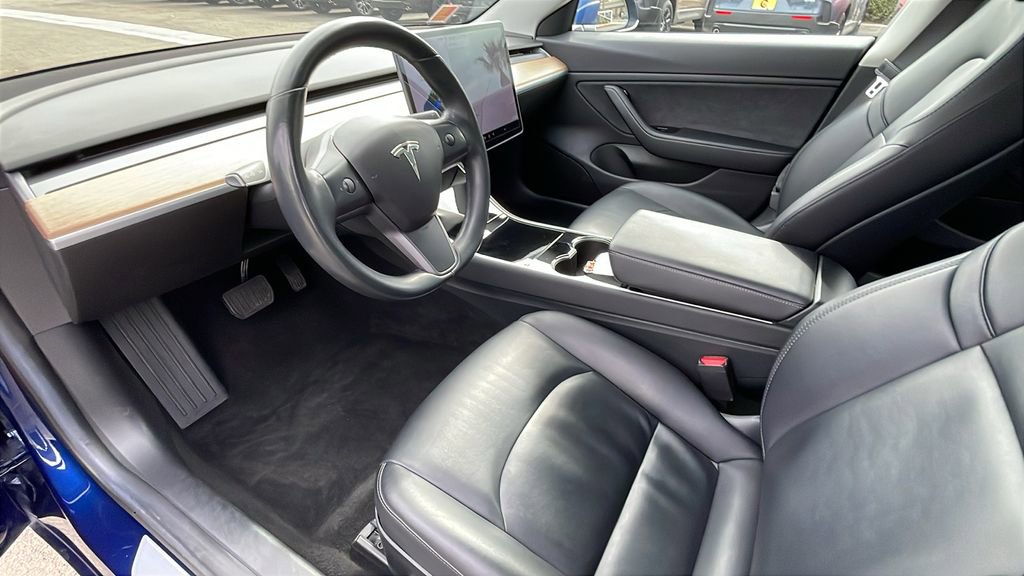 Used 2017 Tesla Model 3 Long Range image 14