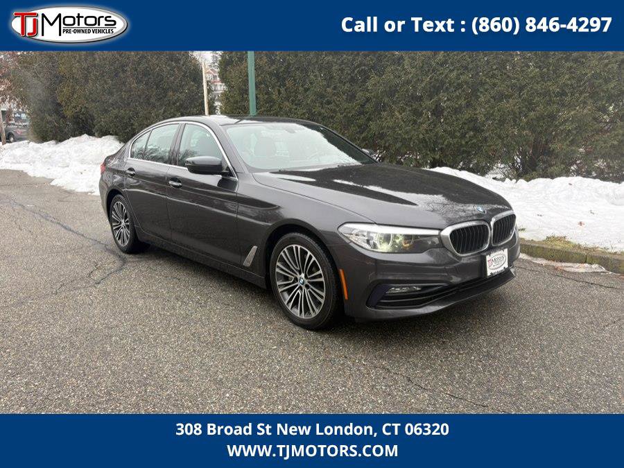 Used 2018 BMW 530i xDrive w/ Premium Package image 4