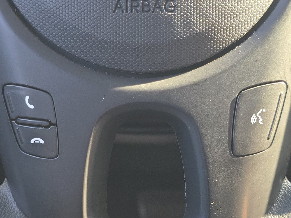 Used 2013 Kia Soul FWD image 28