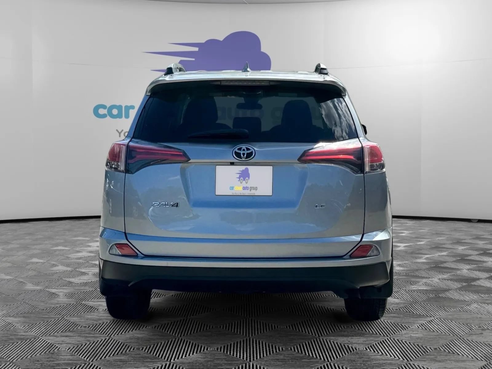 Used 2017 Toyota RAV4 LE w/ All Weather Liner Package FWD image 4