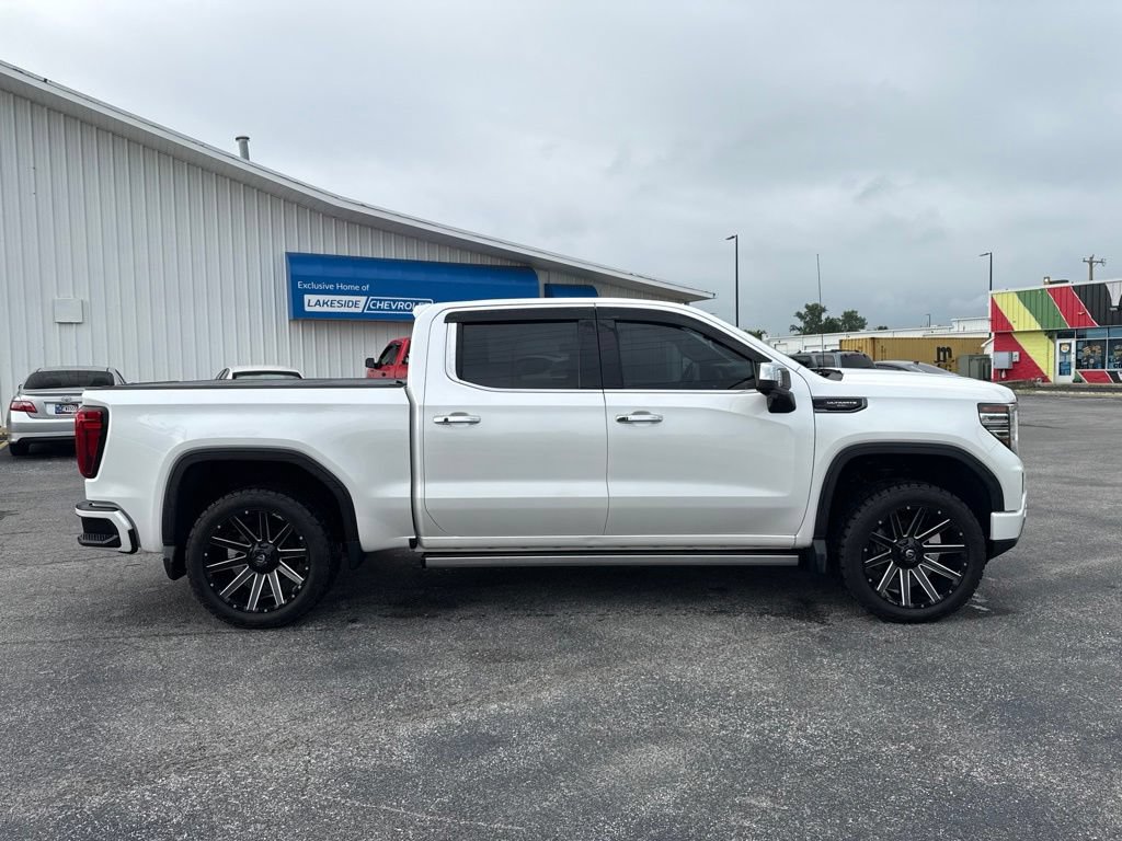Used 2023 GMC Sierra 1500 Denali Ultimate AWD/4WD image 6