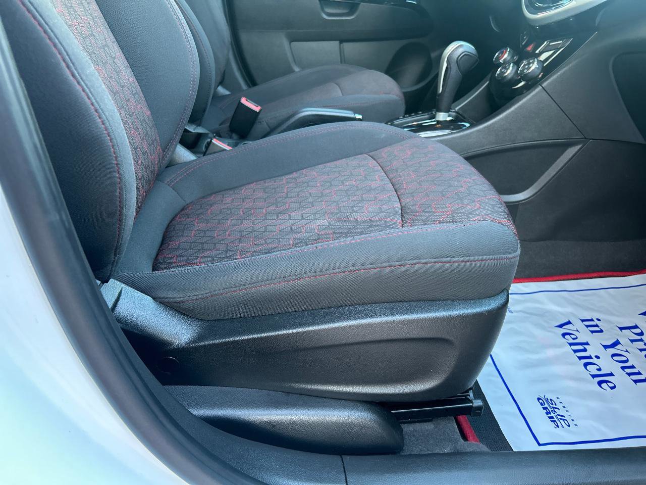 Used 2019 Chevrolet Sonic LT w/ Convenience Package image 14