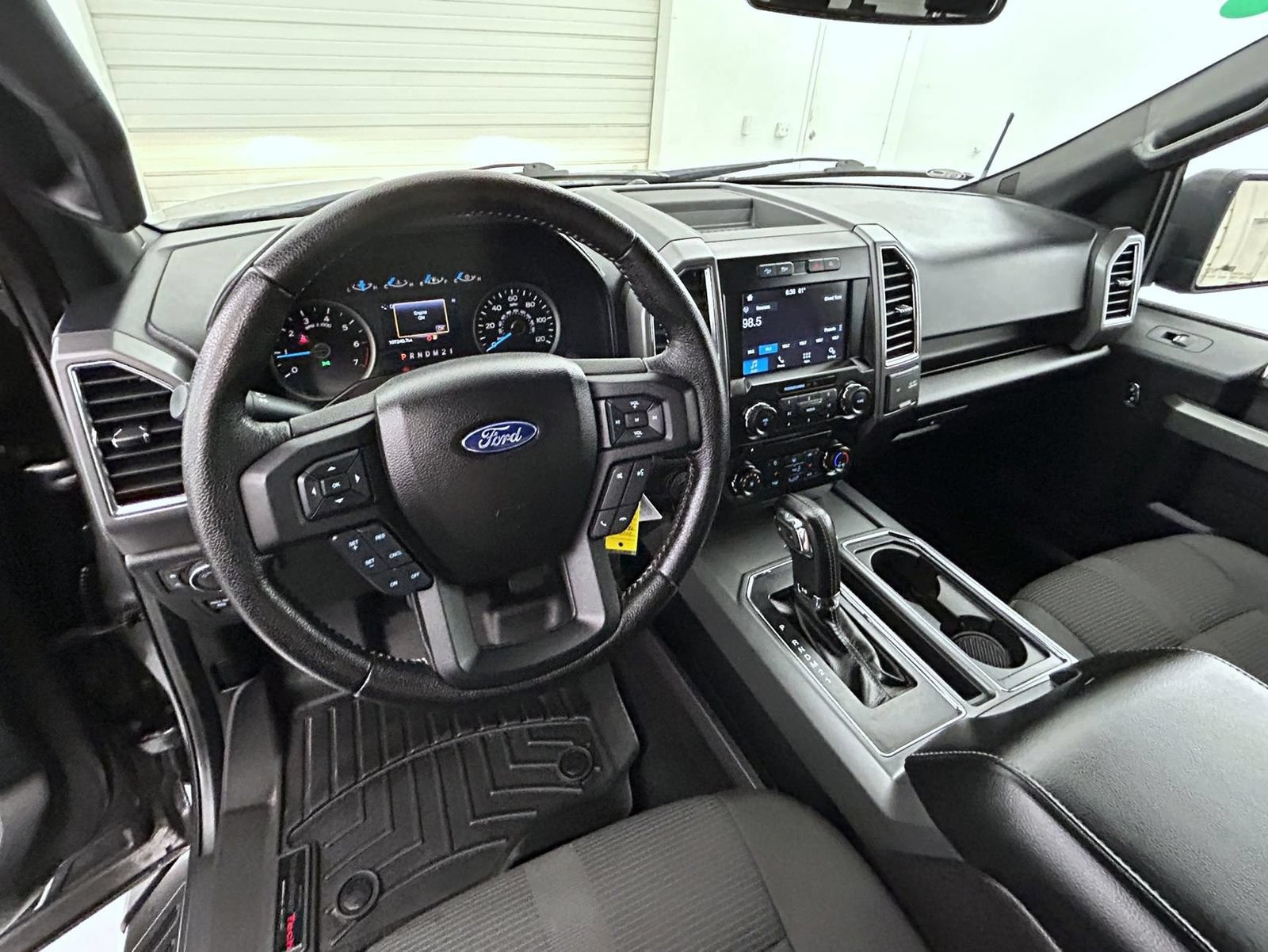 Used 2016 Ford F150 XLT w/ Equipment Group 302A Luxury AWD/4WD image 13