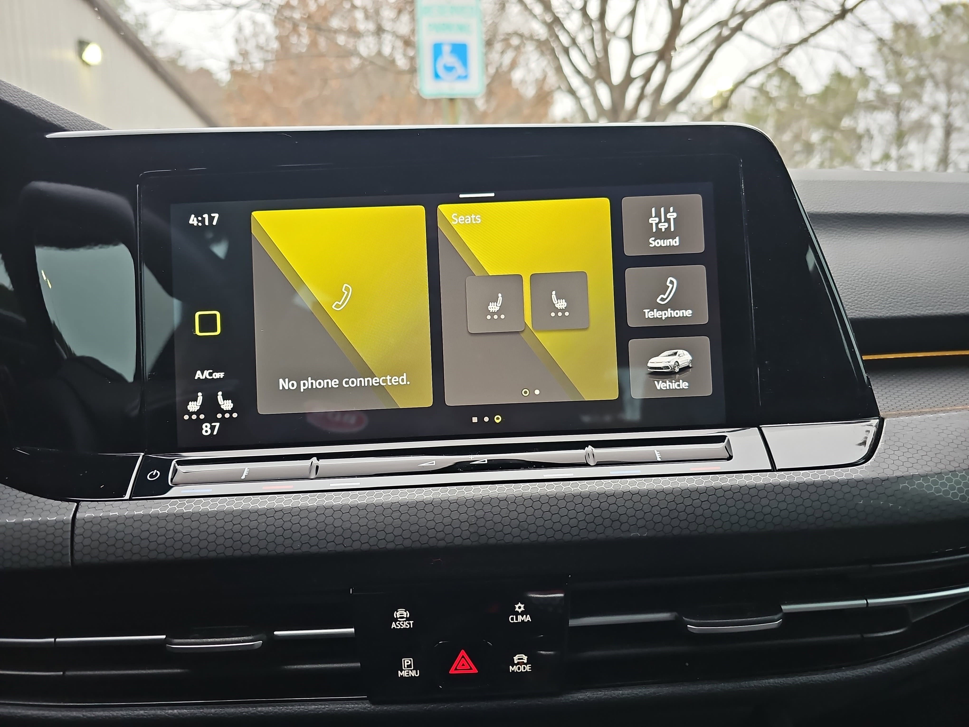 Used 2022 Volkswagen GTI SE image 21