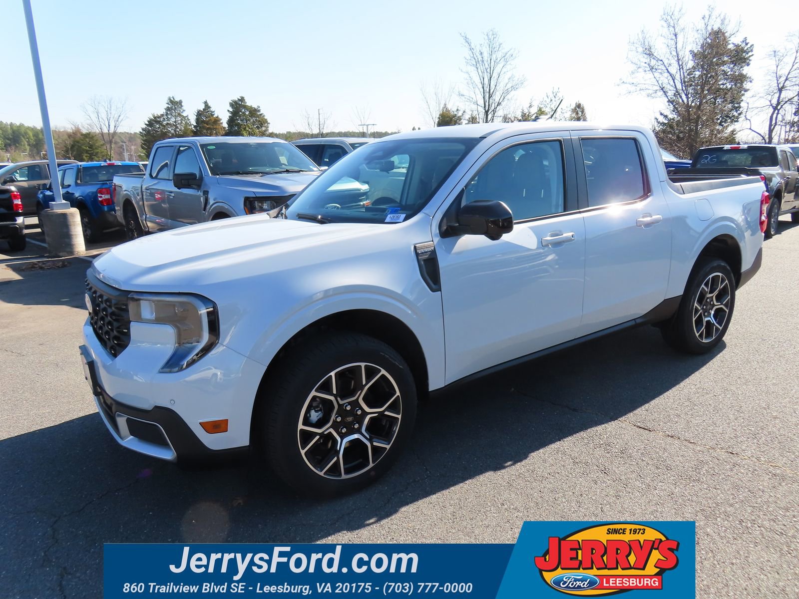 New 2026 Ford Maverick Lariat image 3