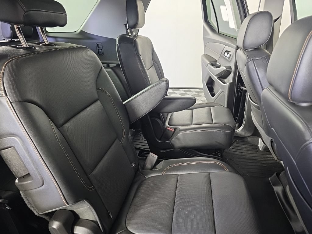 Used 2018 Chevrolet Traverse Premier AWD/4WD image 38