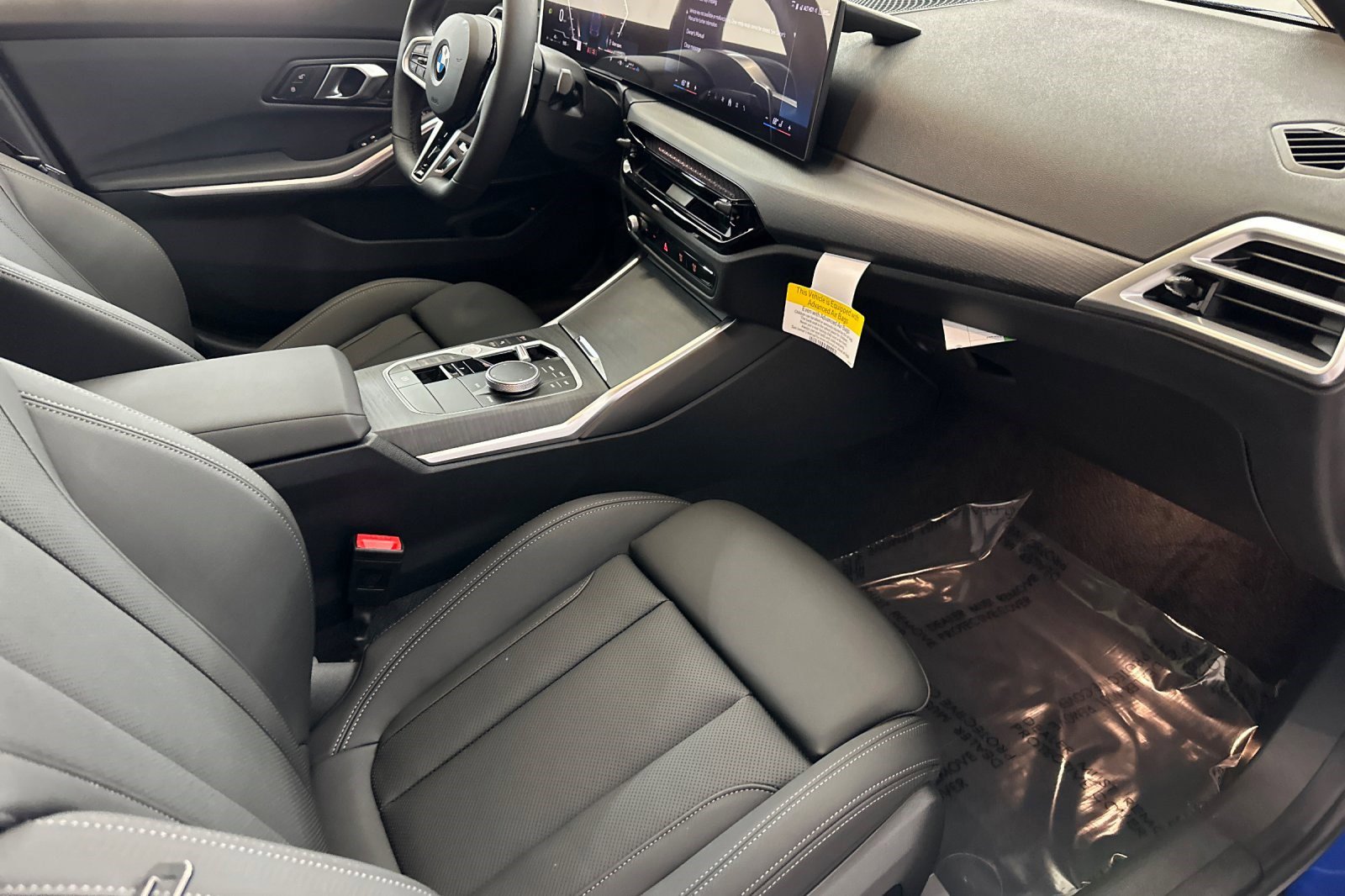 New 2026 BMW 330i Sedan w/ M Sport Package image 27