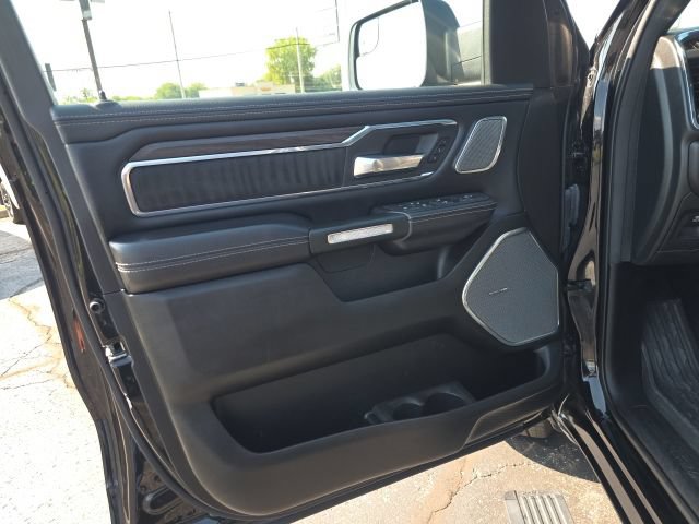 Used 2025 RAM 1500 Laramie w/ Advanced Safety Group II AWD/4WD image 13
