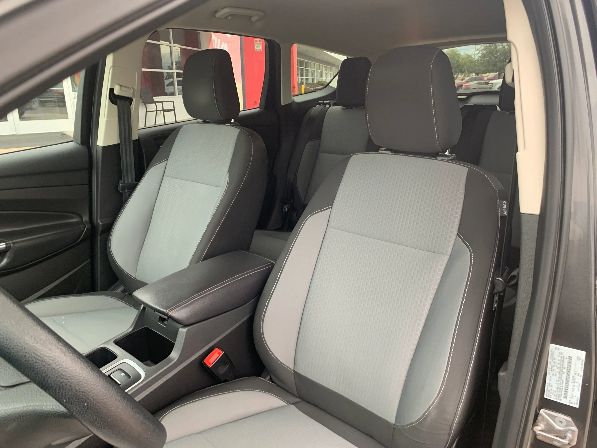 Used 2018 Ford Escape SE w/ SE Sync 3 Package image 13