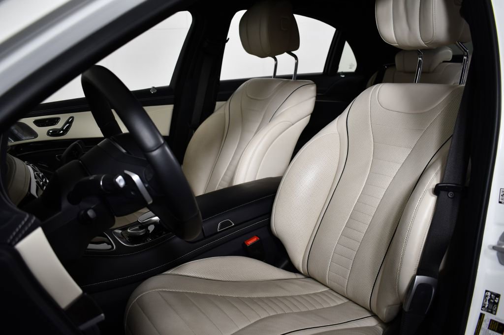 Used 2018 Mercedes-Benz S 560 Sedan image 24