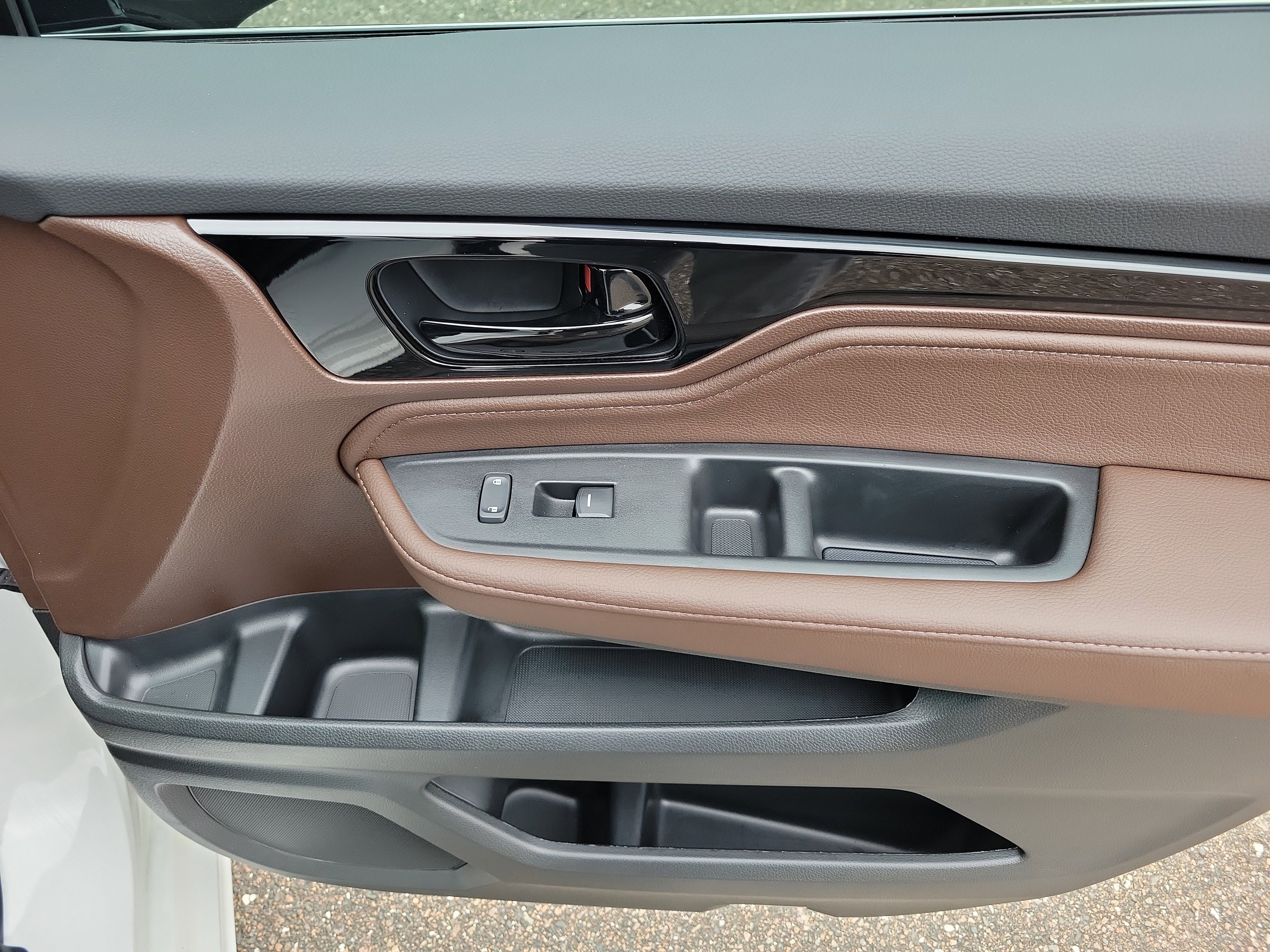 Used 2025 Honda Odyssey Elite image 22