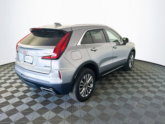 Used 2024 Cadillac XT4 Premium Luxury image 8