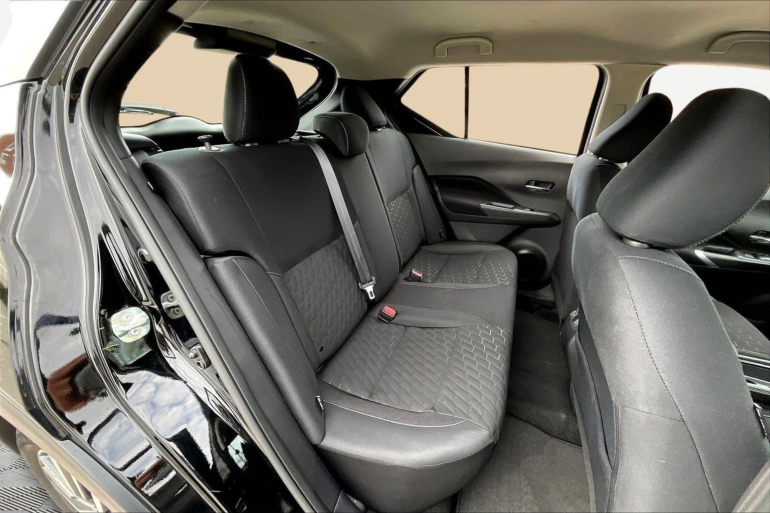 Used 2024 Nissan Kicks SV image 26