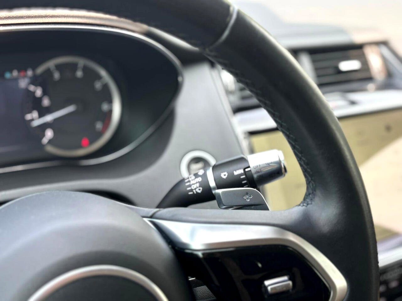 Used 2021 Jaguar E-PACE image 30