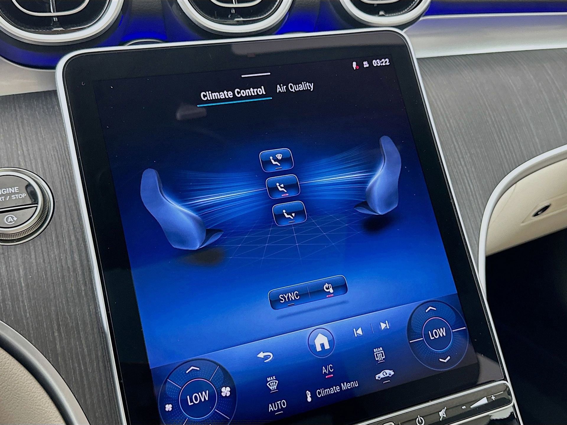 Used 2025 Mercedes-Benz C 300 Sedan image 16