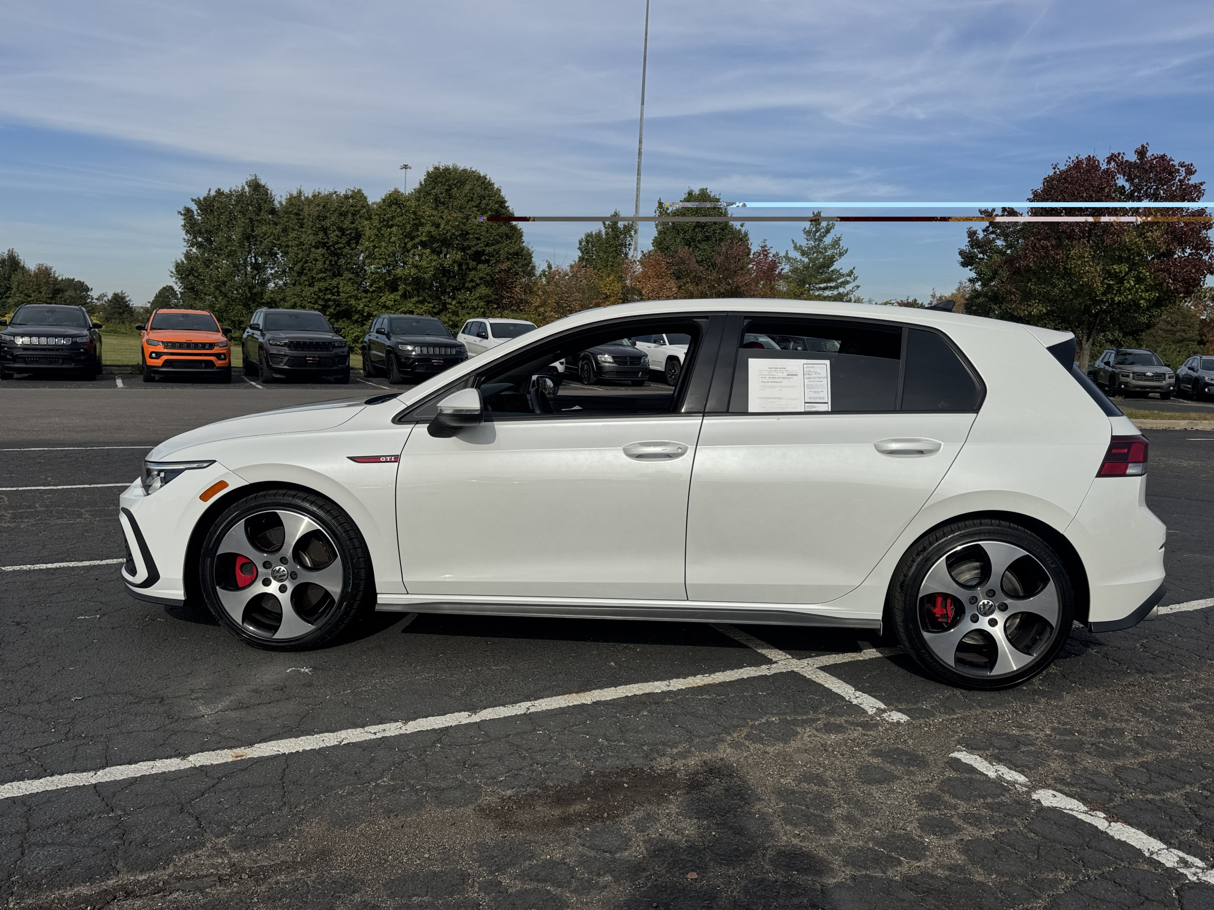 Used 2022 Volkswagen GTI SE FWD image 7
