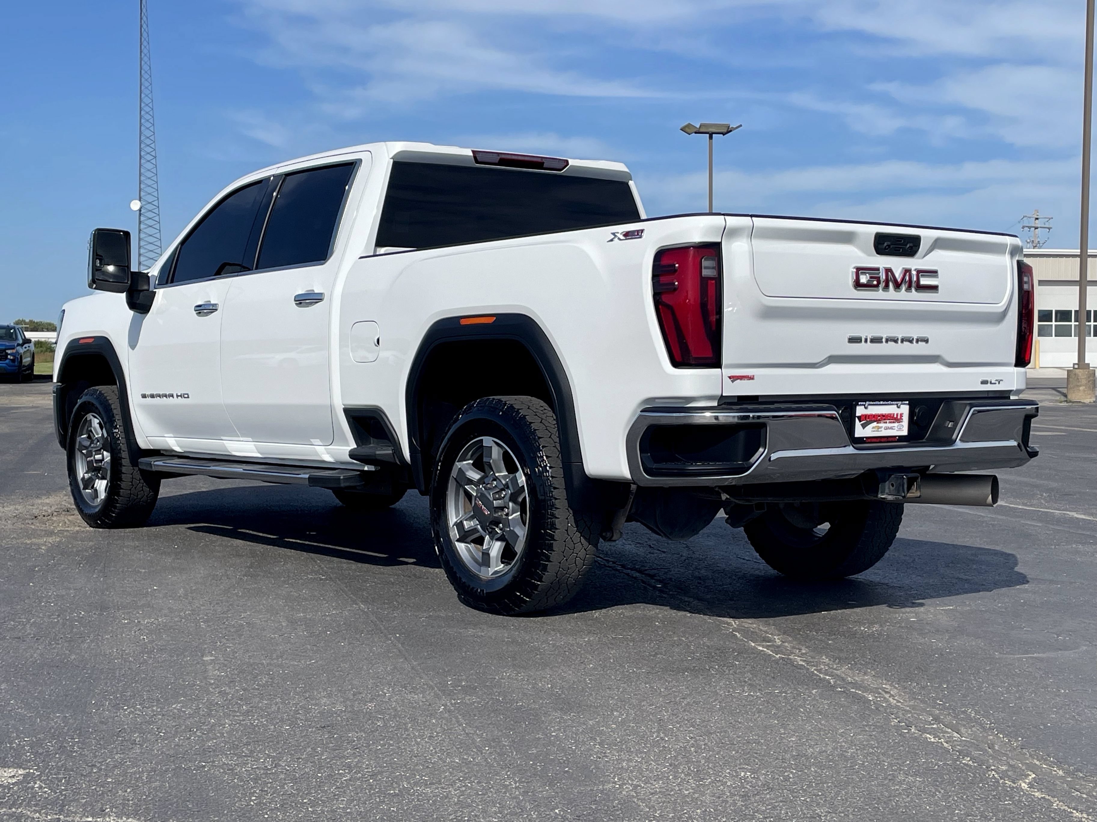 Certified 2025 GMC Sierra 2500 SLT AWD/4WD image 6