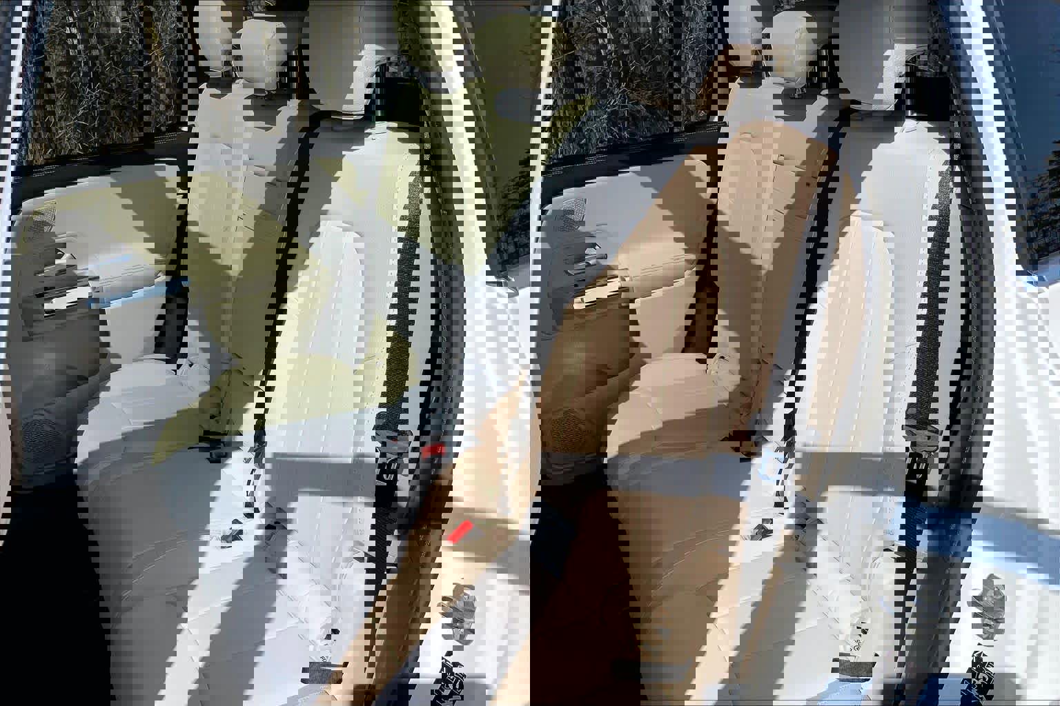 New 2026 Mercedes-Benz GLB 250 4MATIC image 13