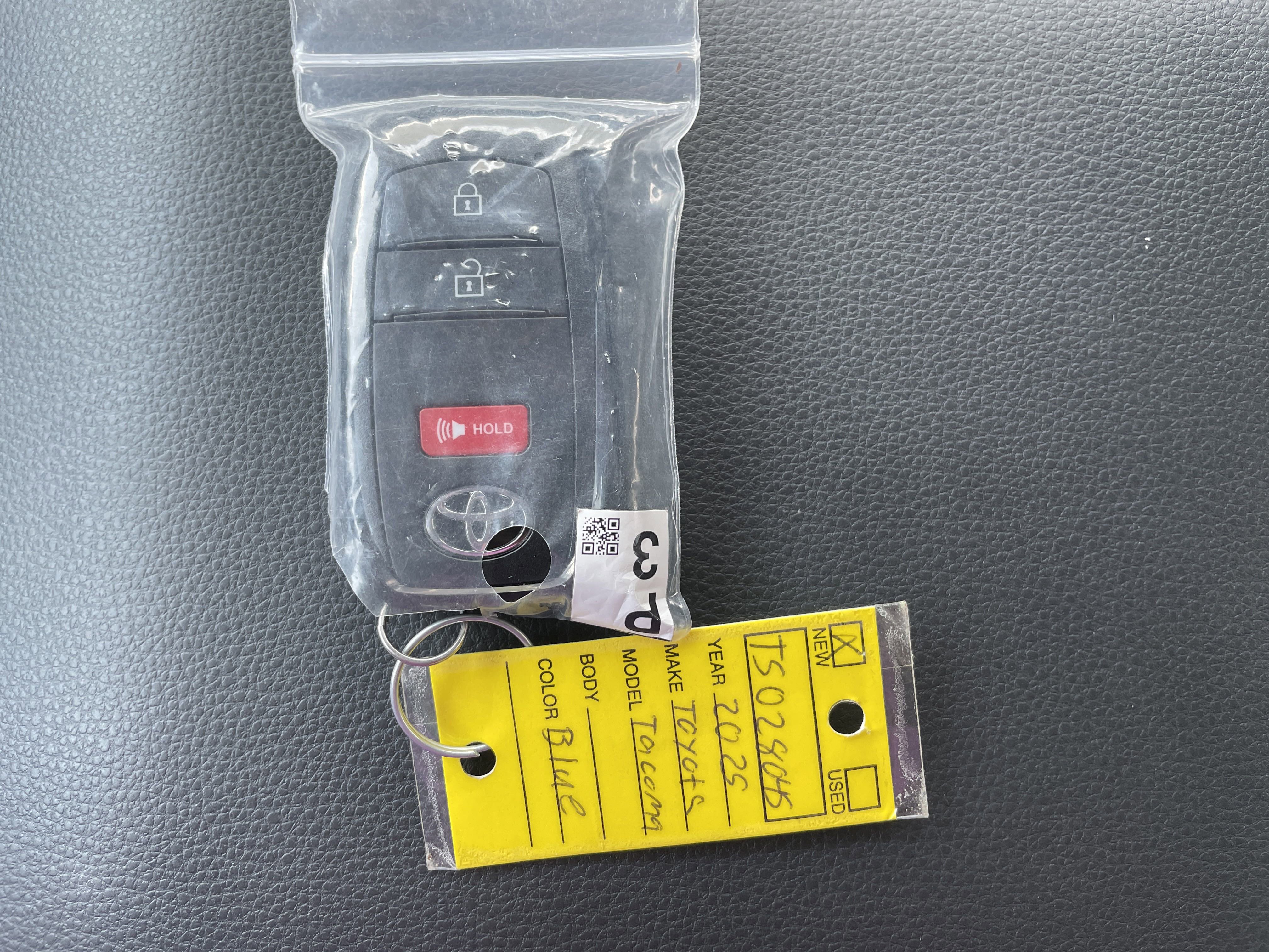 New 2025 Toyota Tacoma TRD Sport image 28