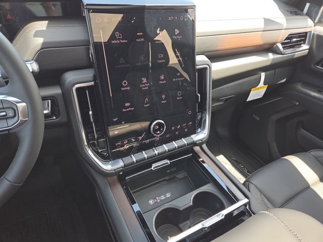 New 2026 GMC Yukon XL Denali w/ Sun & Power Step Package AWD/4WD image 40