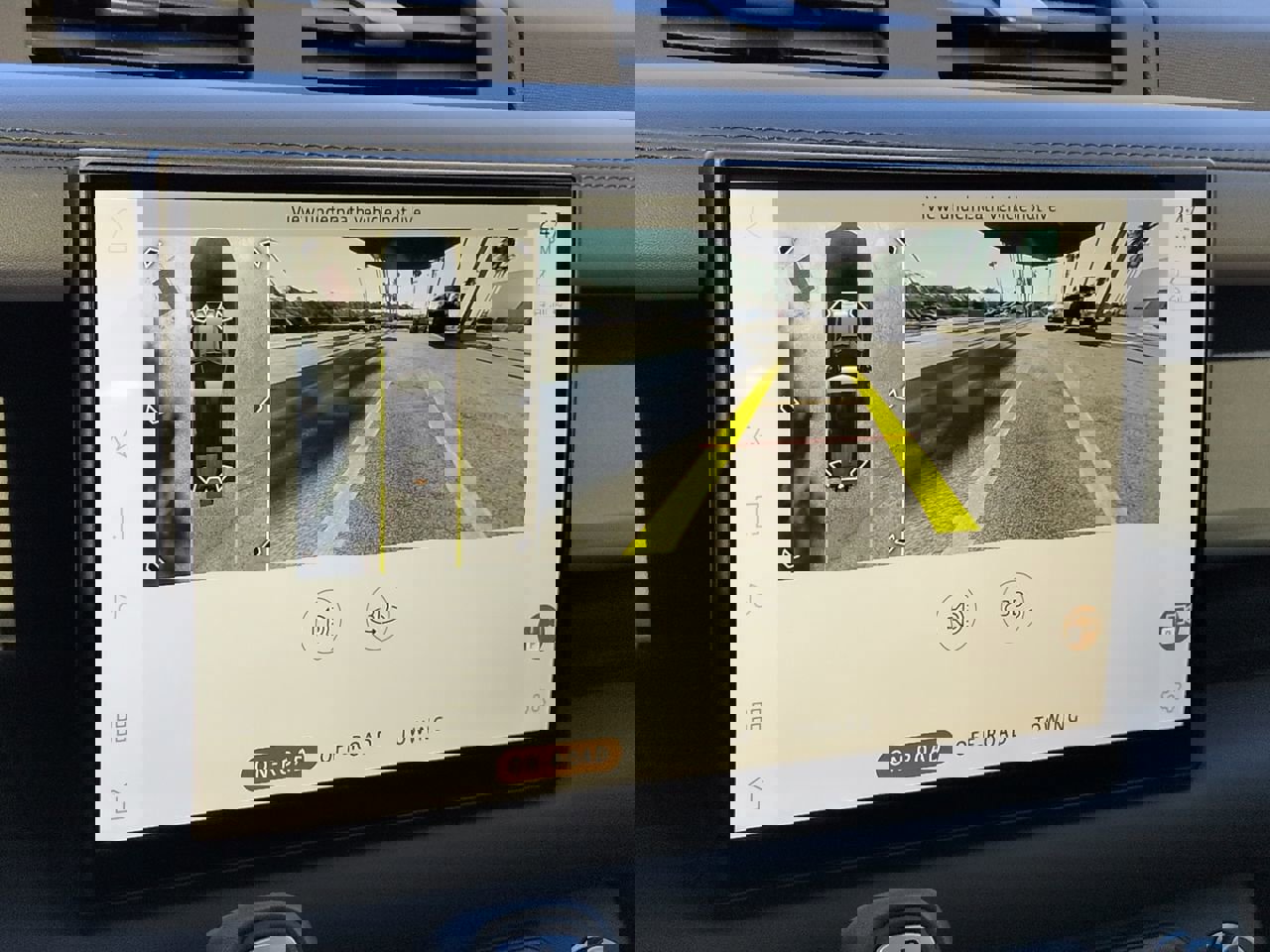 Used 2025 Land Rover Defender 110 S image 19