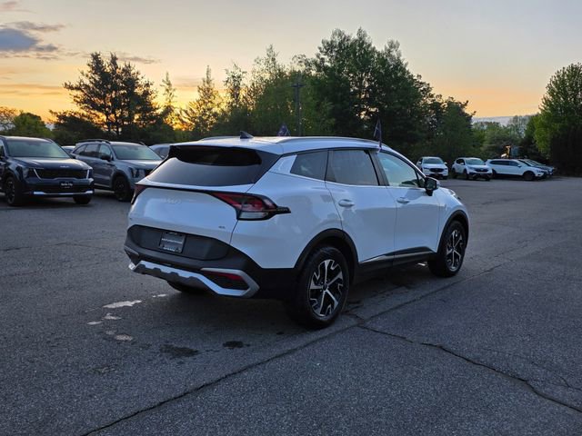Certified 2024 Kia Sportage EX AWD/4WD image 8