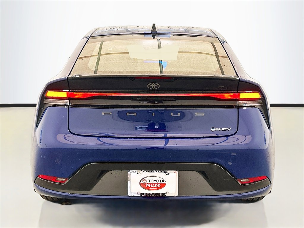 New 2026 Toyota Prius Plug-In Hybrid image 5