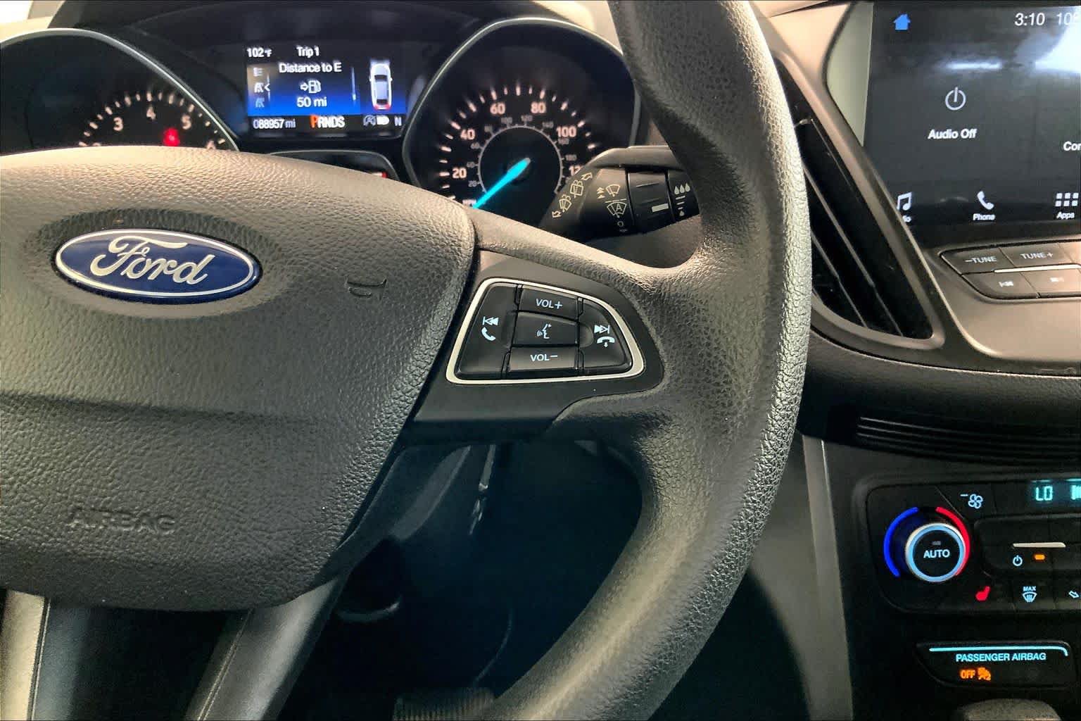 Used 2019 Ford Escape SE FWD image 25