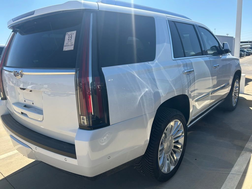 Used 2020 Cadillac Escalade Platinum image 10