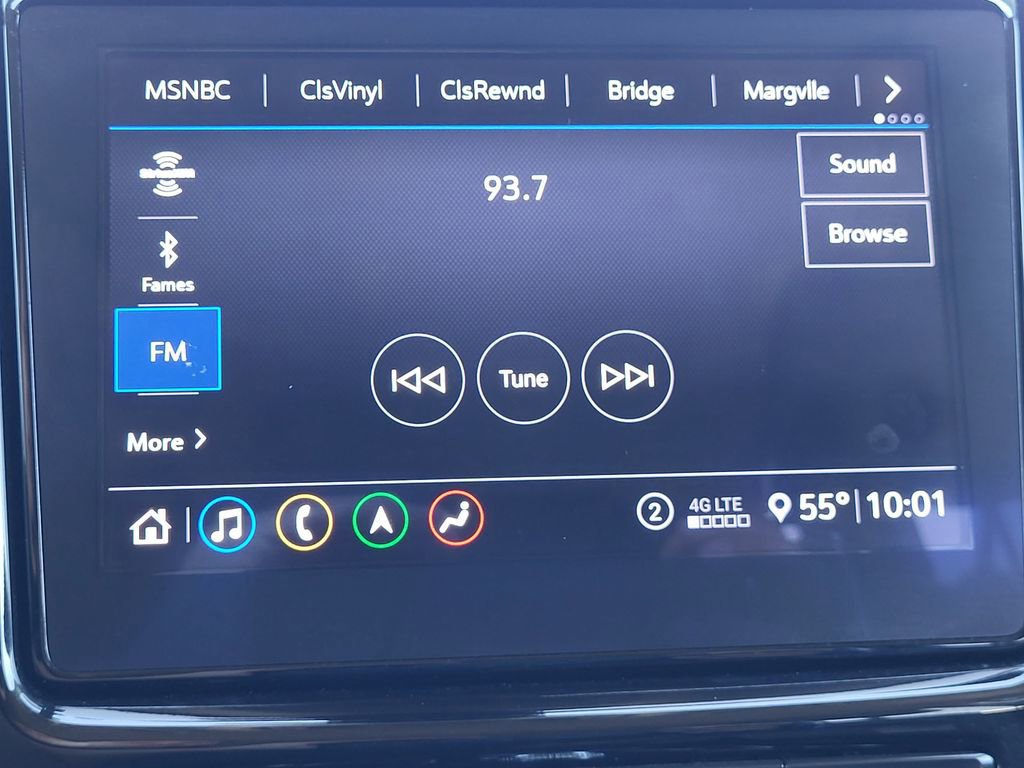 Used 2021 Chevrolet Traverse RS image 13