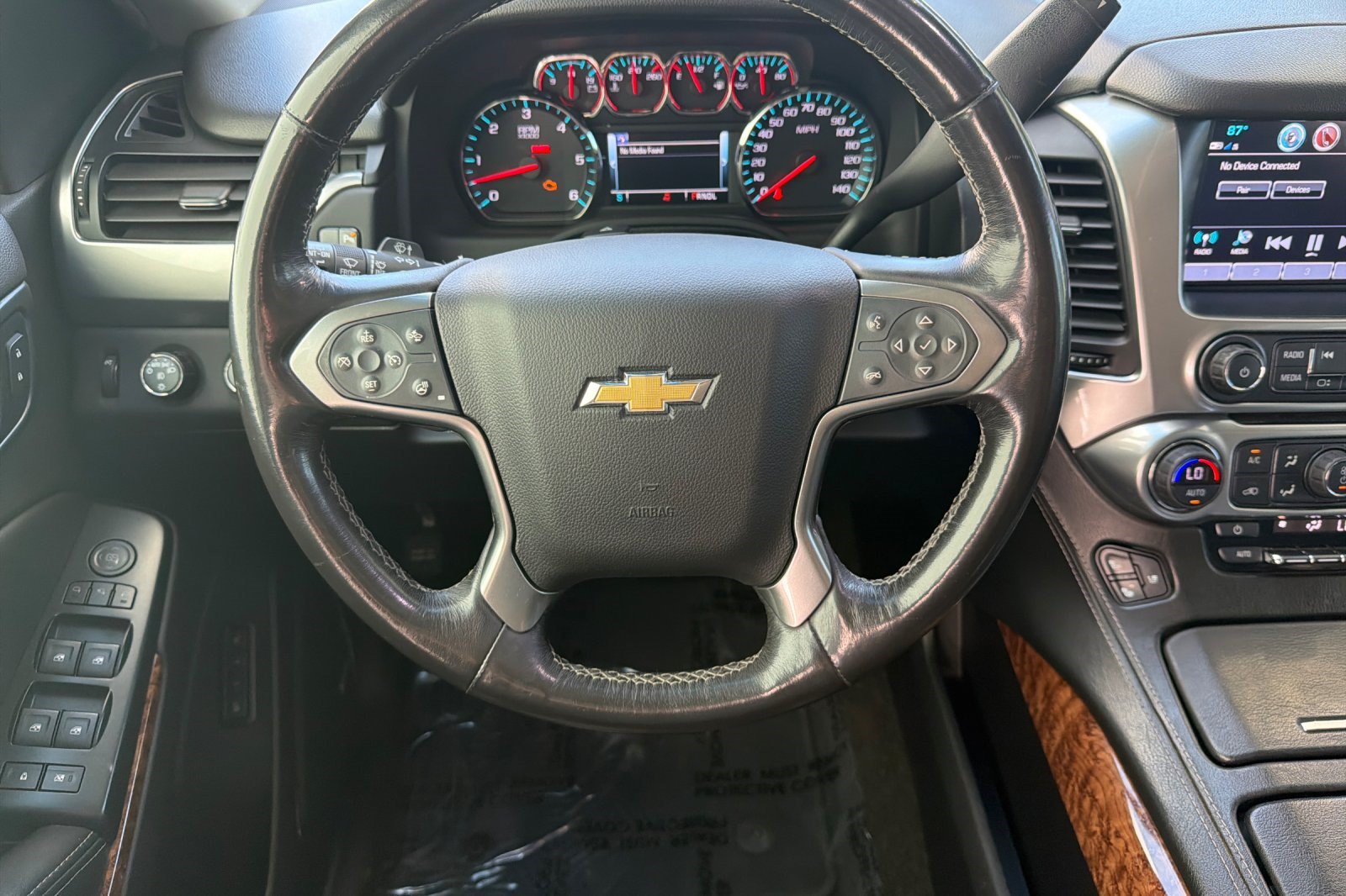 Used 2018 Chevrolet Tahoe Premier w/ RST Edition AWD/4WD image 18