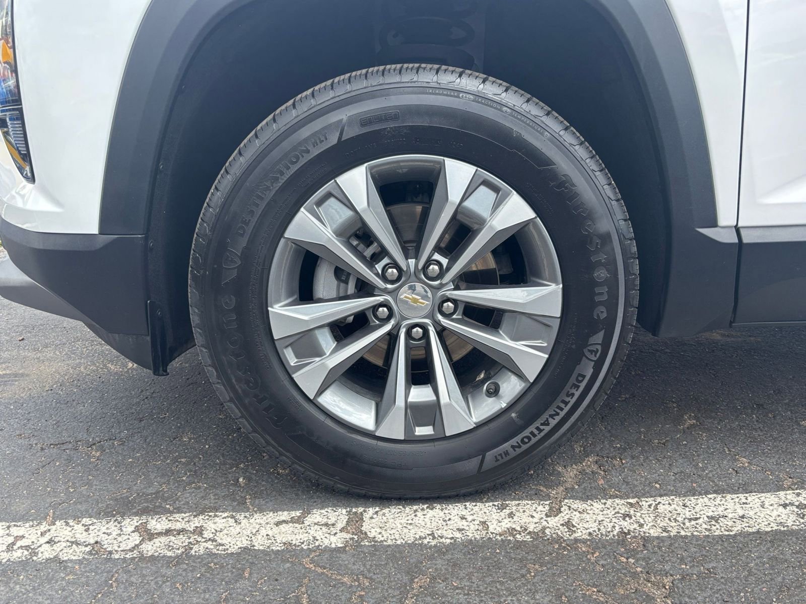 Used 2025 Chevrolet Equinox LT FWD image 28