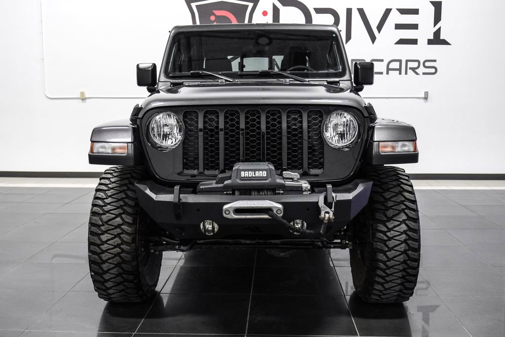 Used 2023 Jeep Gladiator Willys image 6