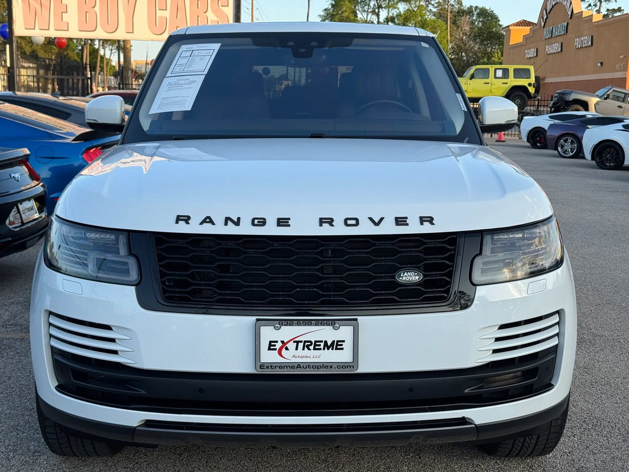 Used 2019 Land Rover Range Rover HSE AWD/4WD image 2