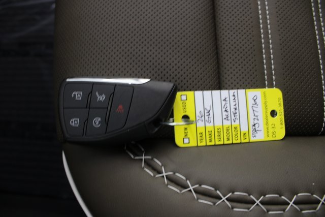 New 2026 GMC Acadia Denali Ultimate image 9