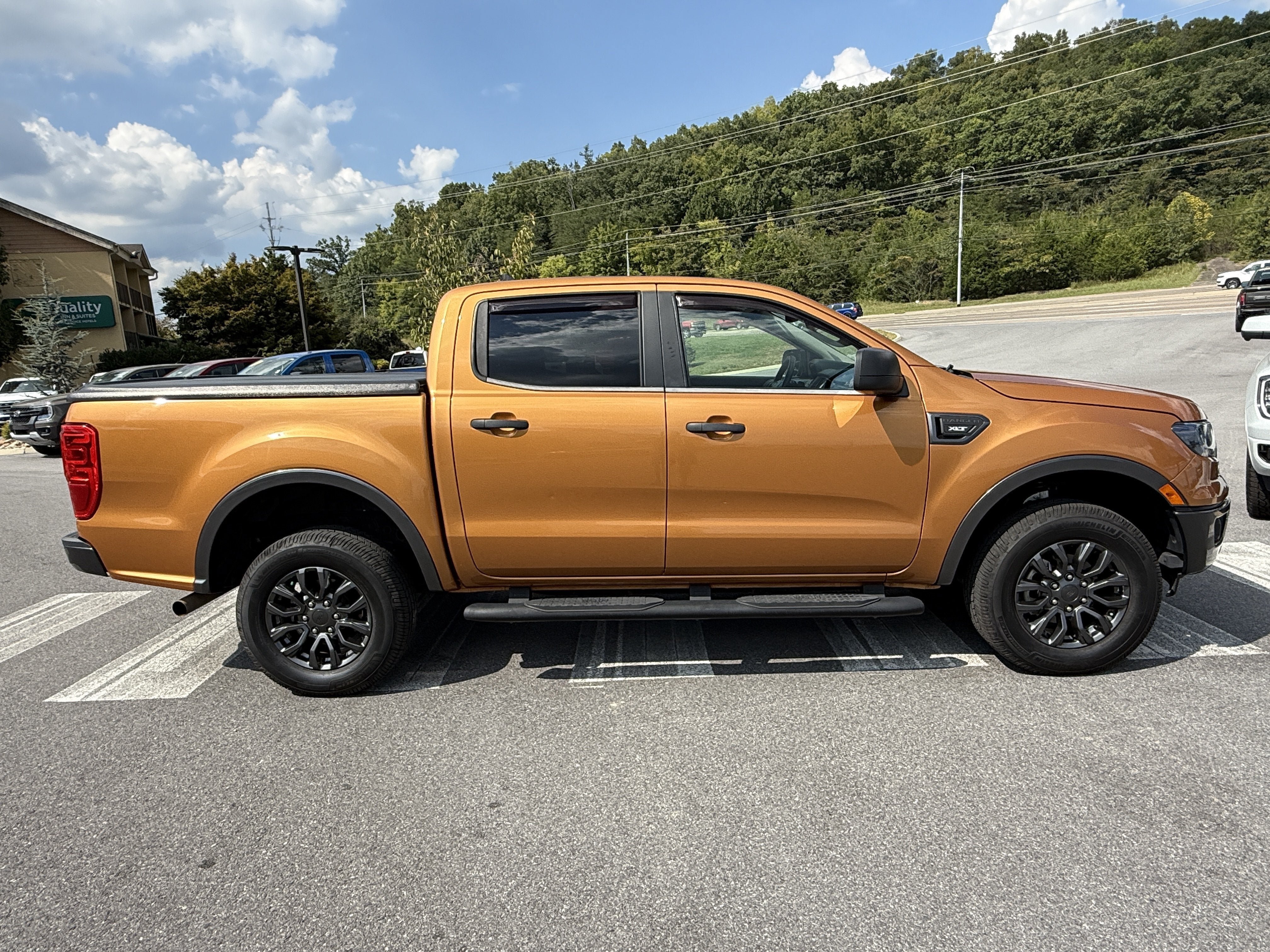 Used 2019 Ford Ranger XLT w/ Equipment Group 302A Luxury AWD/4WD image 4