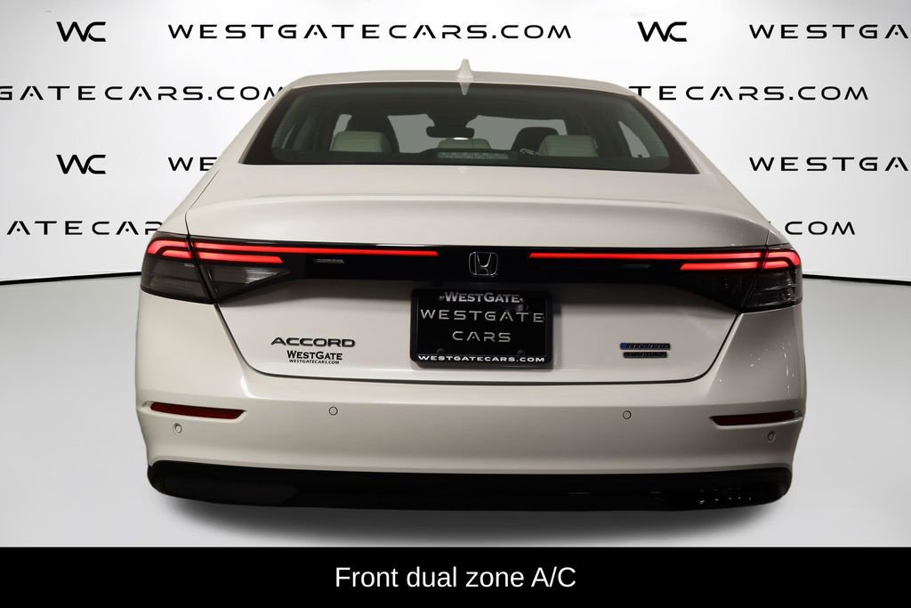 Used 2023 Honda Accord Touring image 4