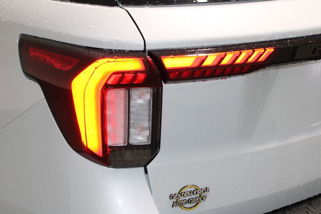New 2026 Ford Explorer ST-Line RWD image 59