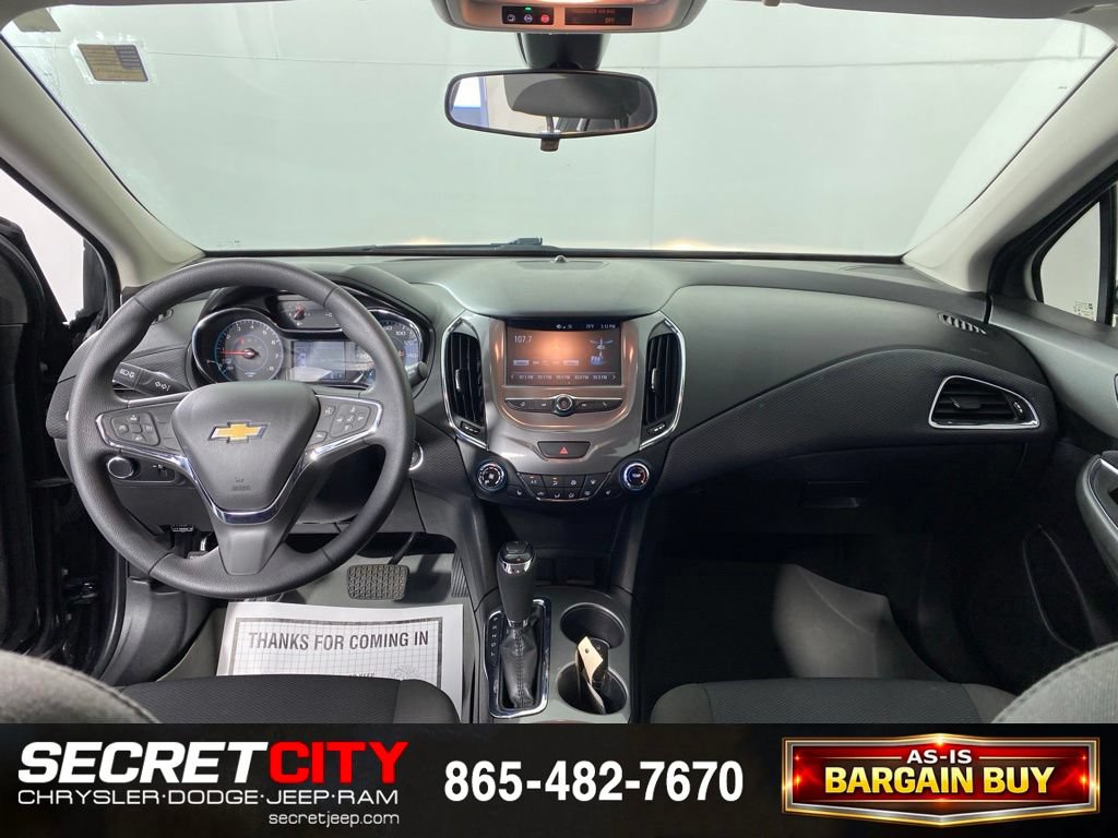 Used 2018 Chevrolet Cruze LT w/ Convenience Package FWD image 25