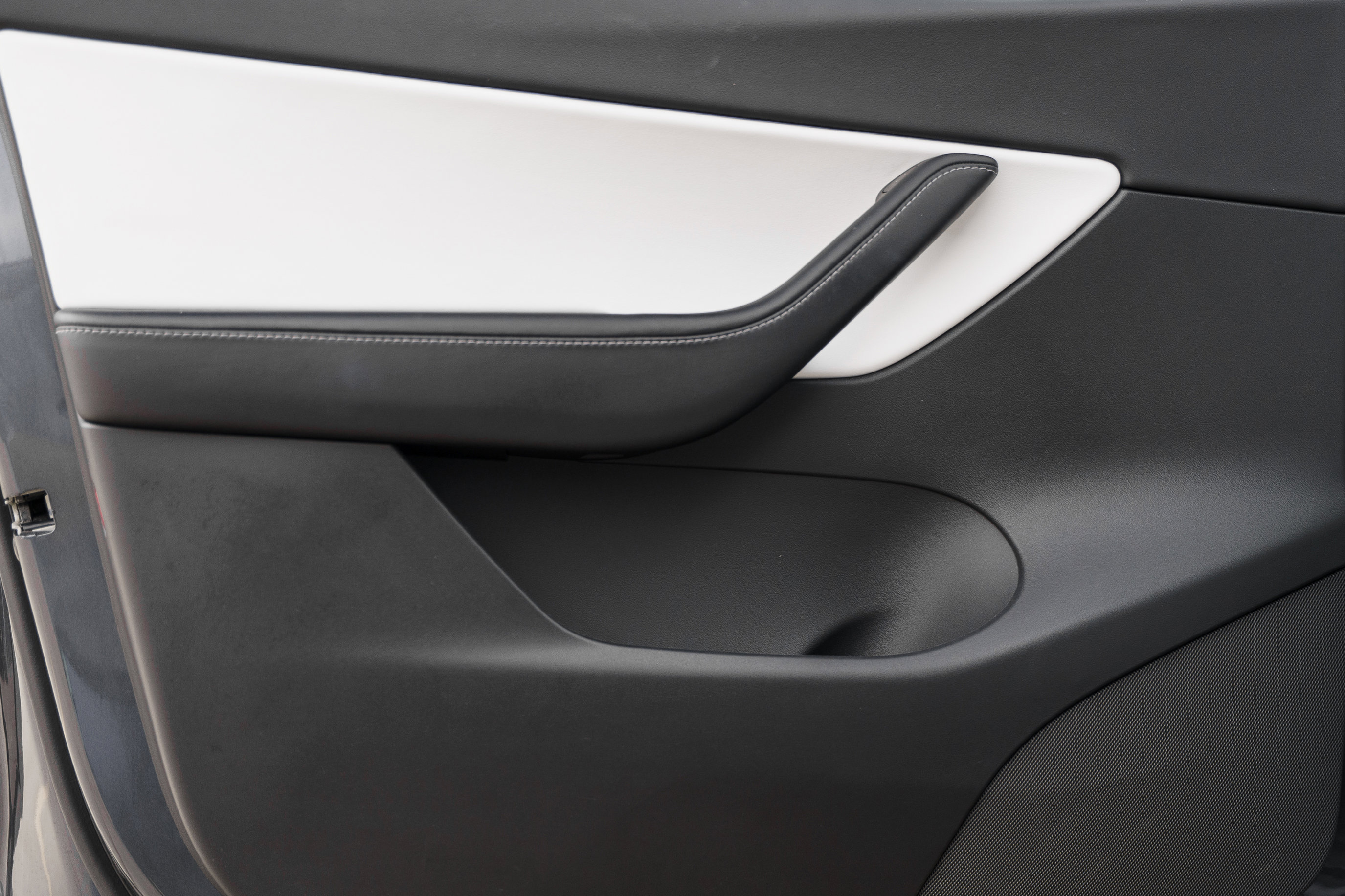 Used 2022 Tesla Model Y Long Range image 21