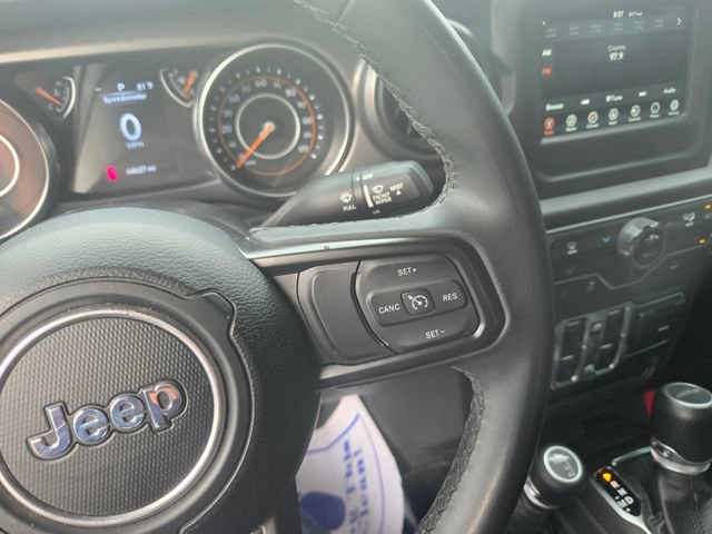 Used 2023 Jeep Gladiator Sport AWD/4WD image 15