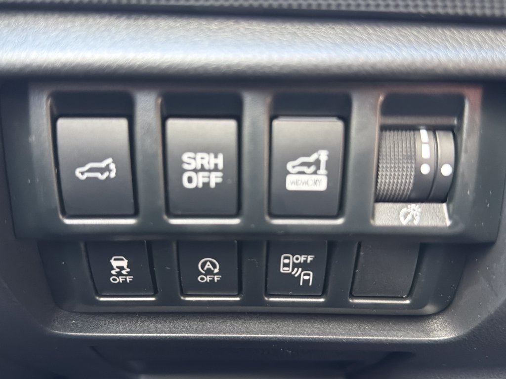 Used 2021 Subaru Forester Limited AWD/4WD image 49
