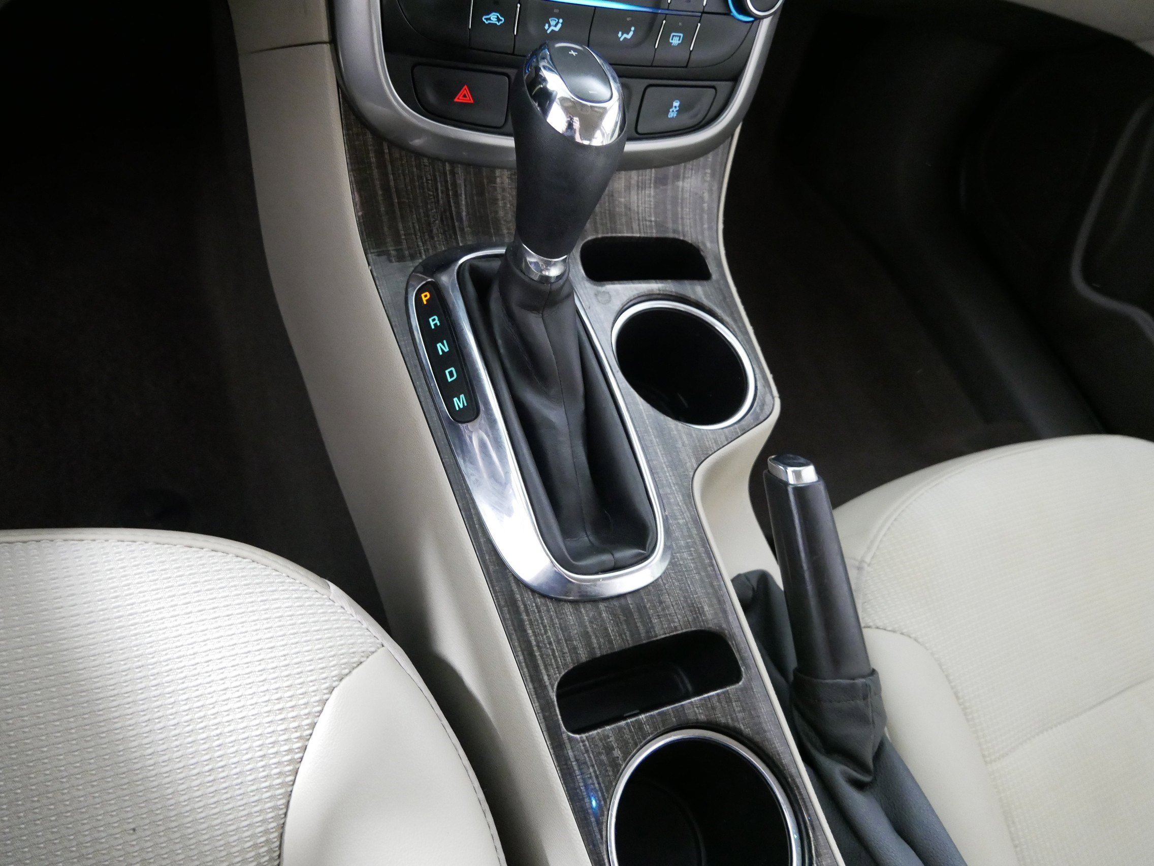 Used 2015 Chevrolet Malibu LT w/ Power Convenience Package image 24